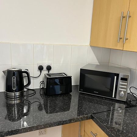Kettering Service Accomodation 2Brh Freeparking Wifi Smart Tv Tea & Coffee Zewnętrze zdjęcie